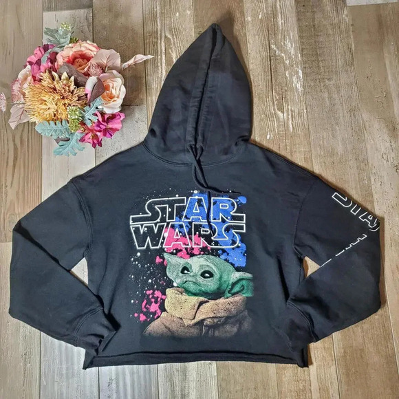 Star Wars Black Graphic Cropped Women's Hoodie Size Medium NWOT - Picture 5 of 15